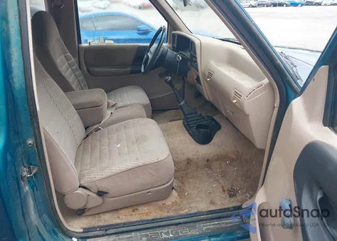 1994 Ford Ranger Super Cab z USA, uszkodzony, nr VIN 1FTCR14A4RTA13681